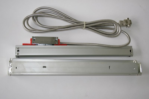 ELMAG steklena merilna palica model KA 500/420 za digitalni prikaz položaja SINOIP53 hod 420 mm, vgradna dolžina 532 mm, 88828