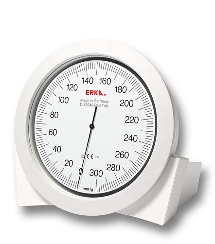 Namizni model merilnika krvnega tlaka ERKA (s košarico za manšeto zadaj) z manšeto Vario, velikost: 27-35 cm, 285.20481